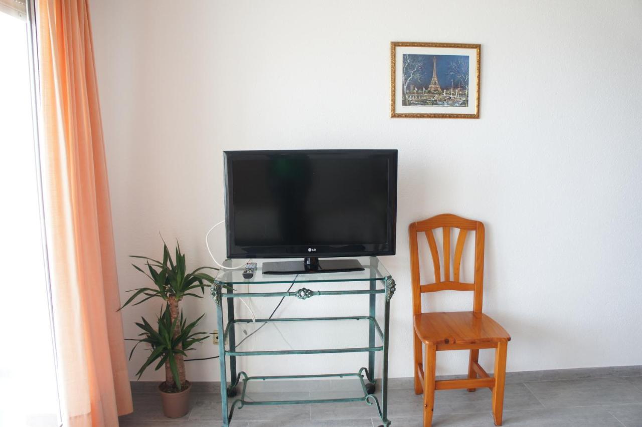 Apartamento dos dormitorios, primera línea y aire acondicionado Peñíscola Exterior foto