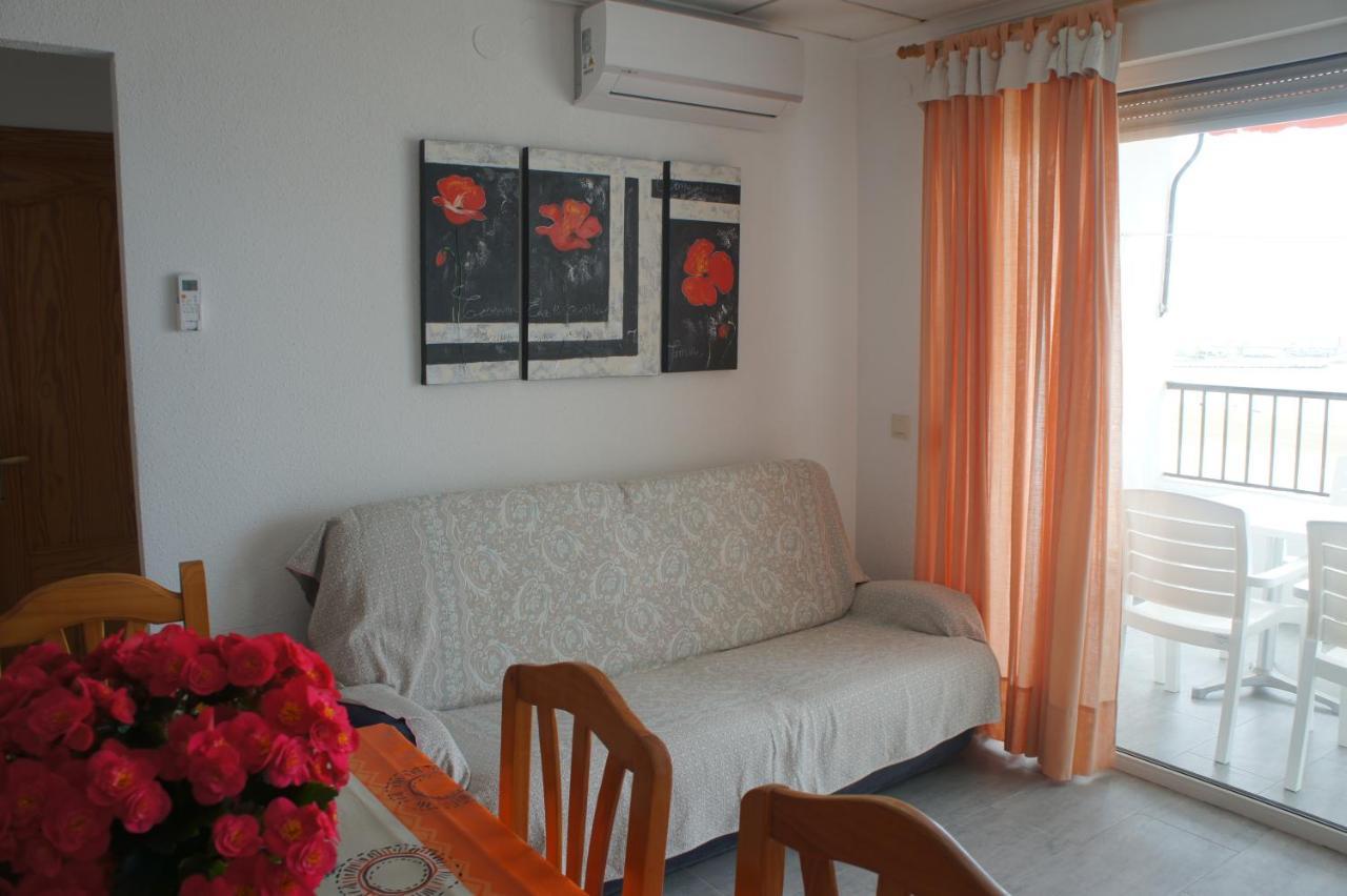 Apartamento dos dormitorios, primera línea y aire acondicionado Peñíscola Exterior foto