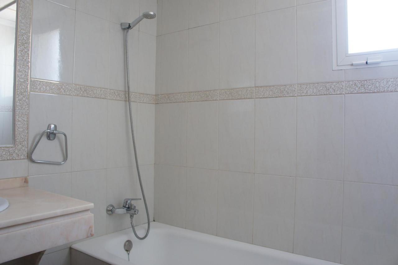 Apartamento dos dormitorios, primera línea y aire acondicionado Peñíscola Exterior foto